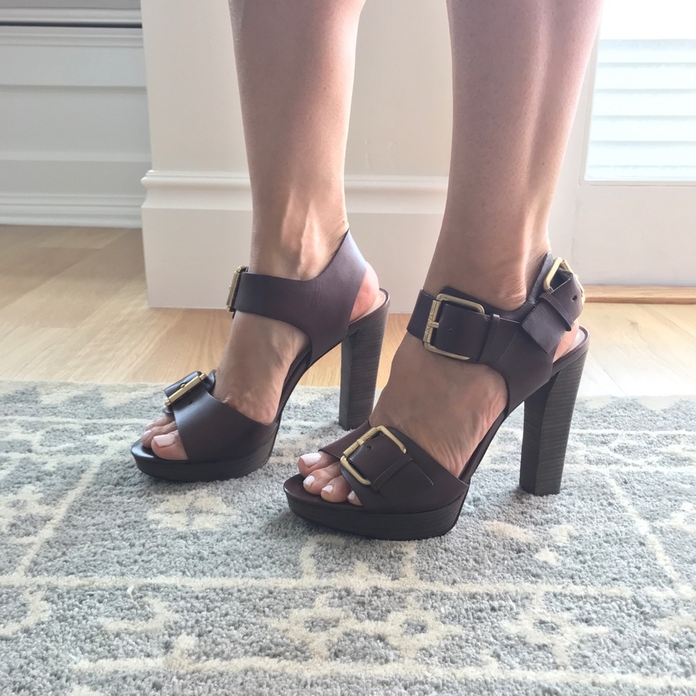 Brown leather Michael Kors platform sandals